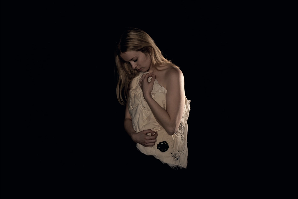 Anna-Warneboldt_The-Social-Body_ANIMADVERSIO_2022-23_02-960