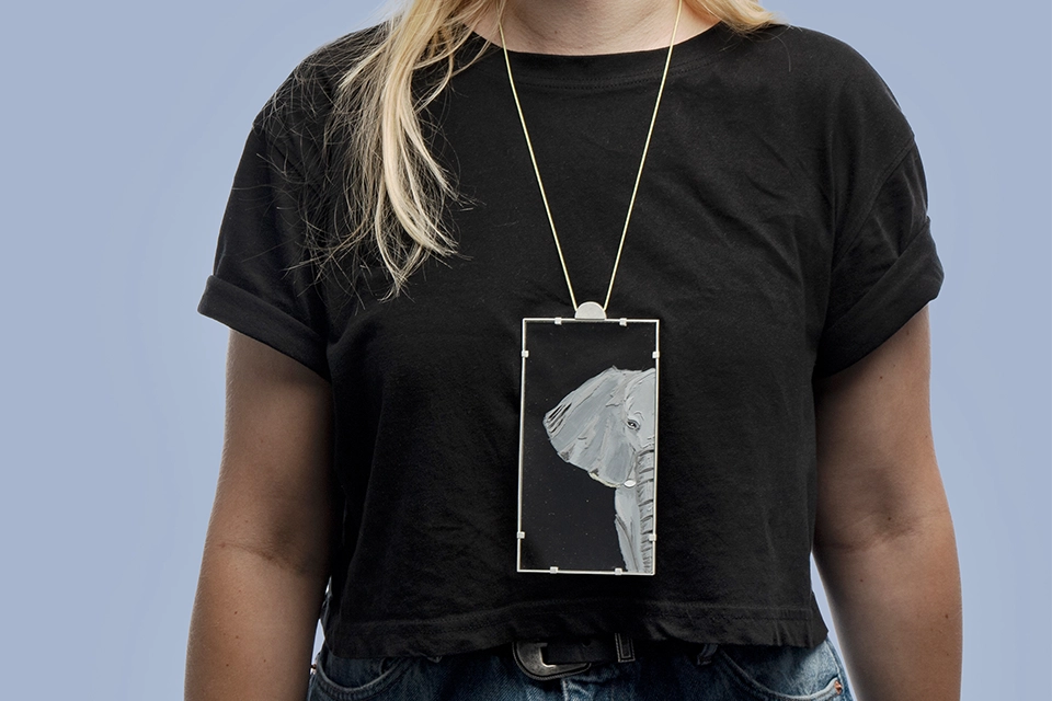 Lorain-Mair_Meet-your-universe_Talismanic-Companion_2022_02-960