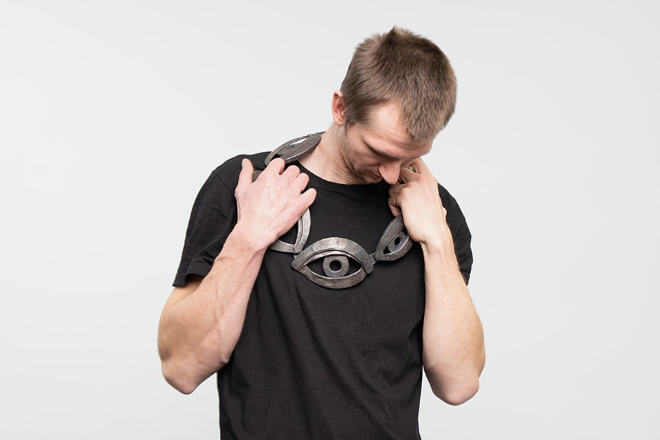 Gerrit-Schulze-Raestrup_Mehrbettzimmer_Augen_2025_02_960x640